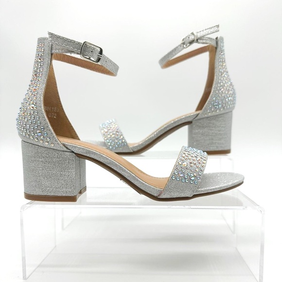 Women’s Silver Block Heel Sandal - Picture 2 of 4